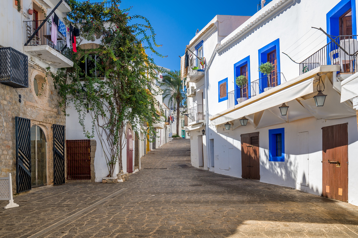 De Madrid al cielo… o a Ibiza