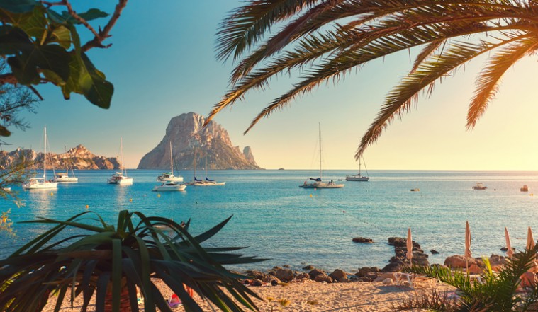 De Madrid al cielo... o a Ibiza