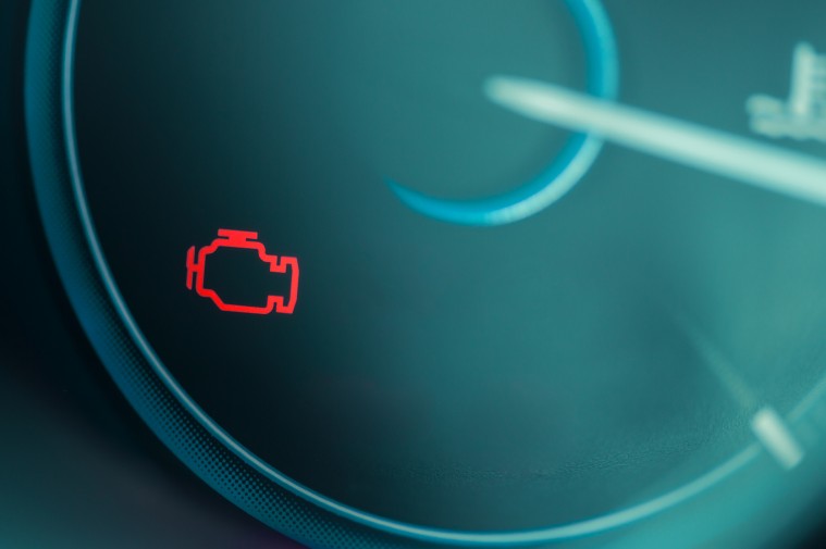 Luz de avería del motor encendida