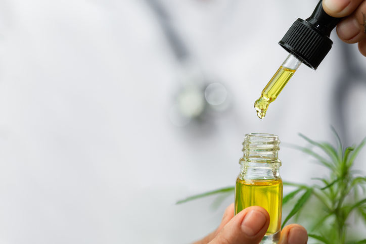 El CBD, de compuesto prohibido a su aceptación legal