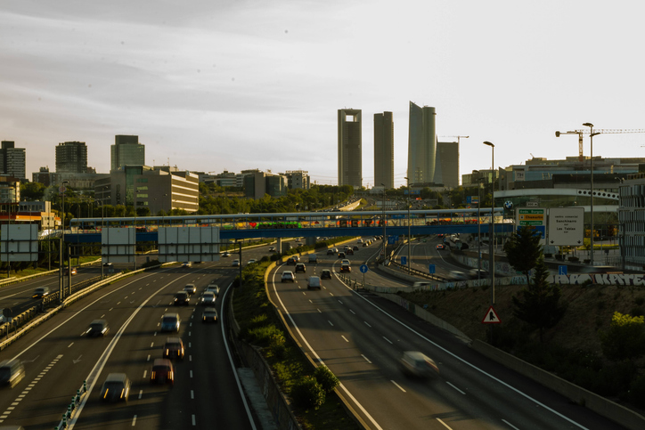 Qué vehículos no pueden circular por la zona de baja emisiones en Madrid