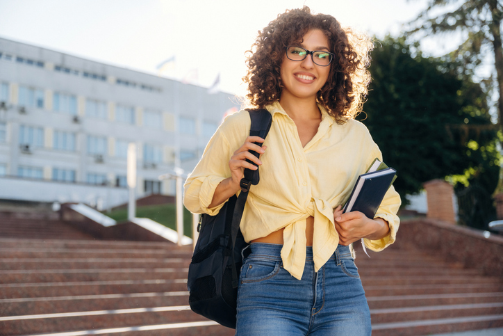 Todo lo que necesitas saber para encontrar alojamiento mientras estudias en Madrid